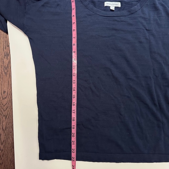 Ladies Banana Republic Long Sleeve T - Picture 7 of 9